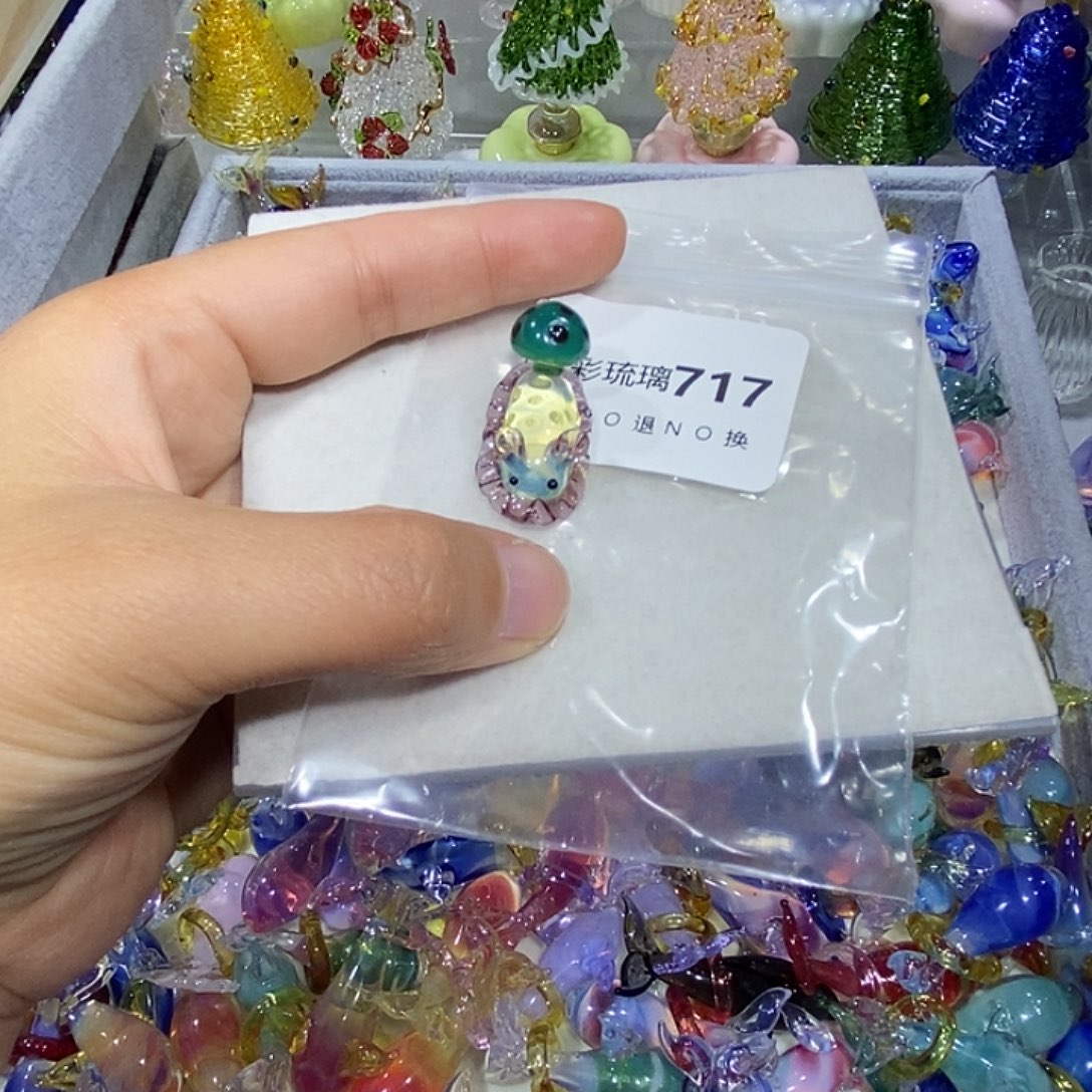 觅***球玻璃颈饰717海兔一个