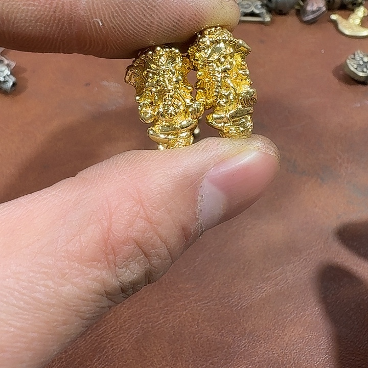 东西很好看很好看