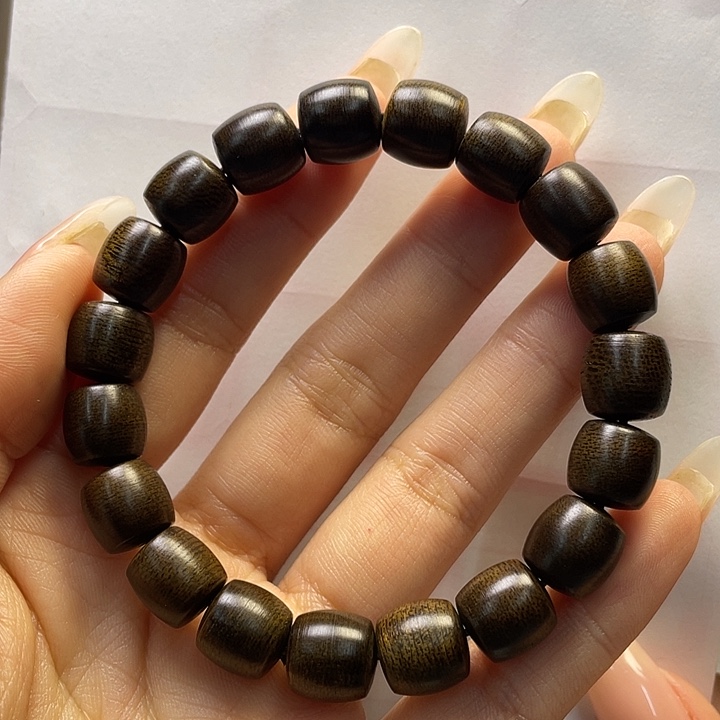 沉香手串释*！越南芽庄白奇