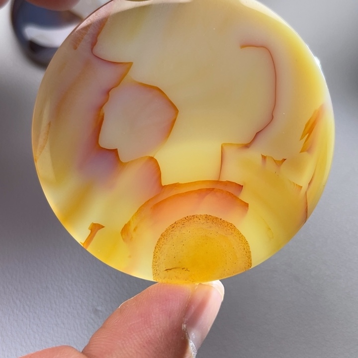 玛瑙/玉髓玉牌未镶嵌茶**生