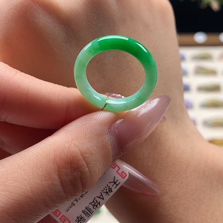 翡翠未镶嵌戒指翡翠戒指12圈口P658