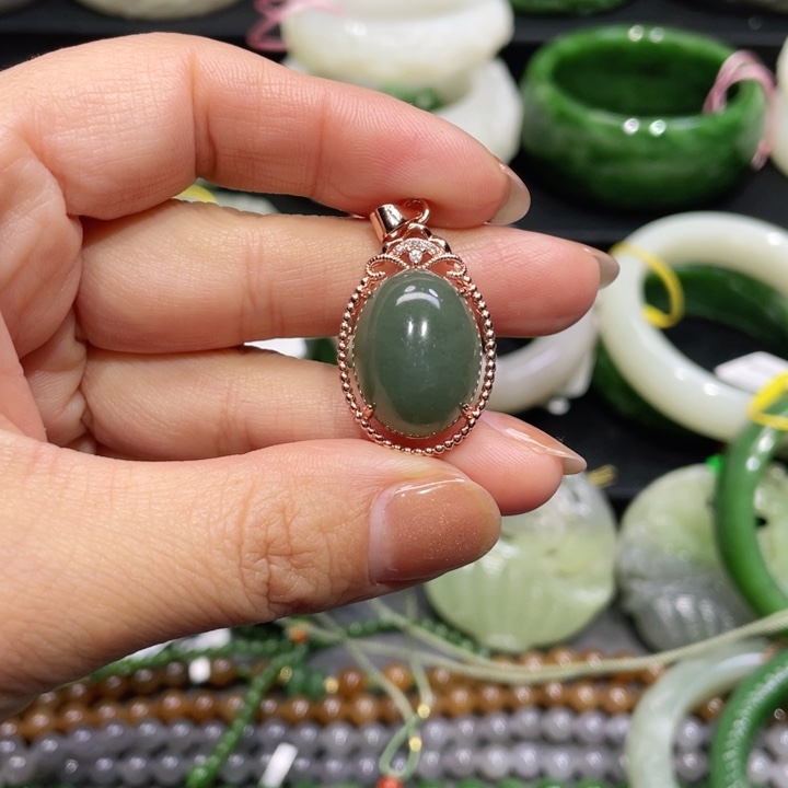 和田玉手镯56圈口 编号90未镶嵌