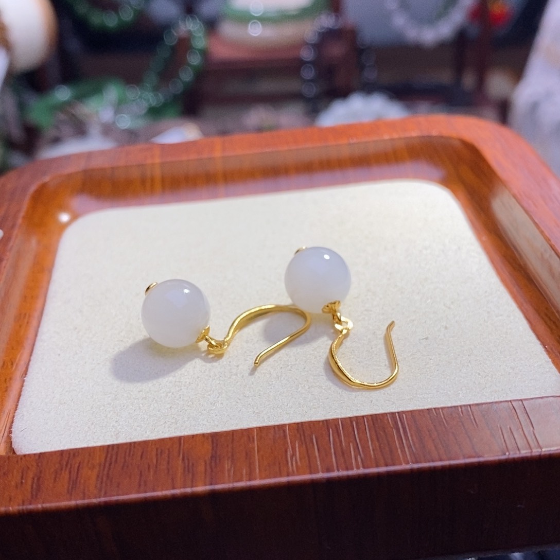和田玉新品白玉银镶耳环10MM未镶嵌