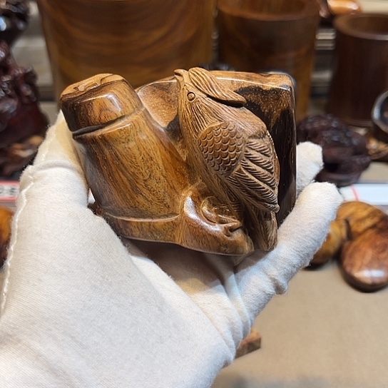 冲***黄花梨/降香黄檀喜上枝头手把件