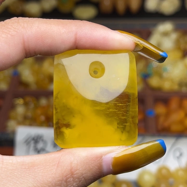 蜜蜡未镶嵌珠宝奇石182-天然琥珀蜜蜡无事牌吊坠