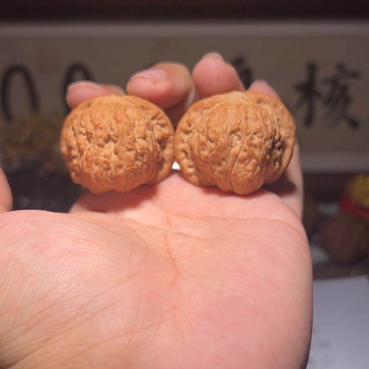 文玩核桃把件38全品血麒麟练手对！