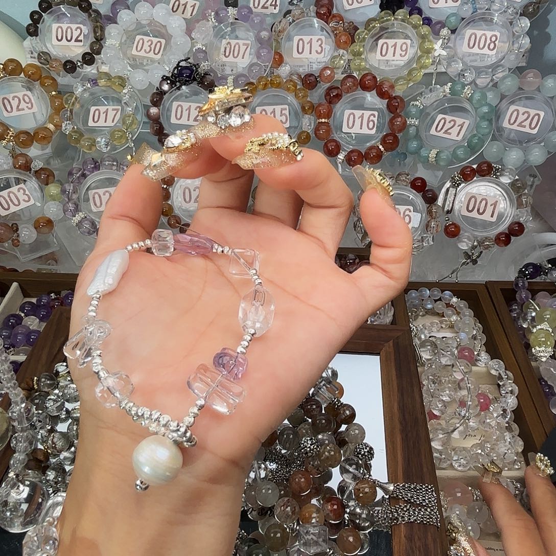 甜***蜜银S925镶嵌水晶手链9888888
