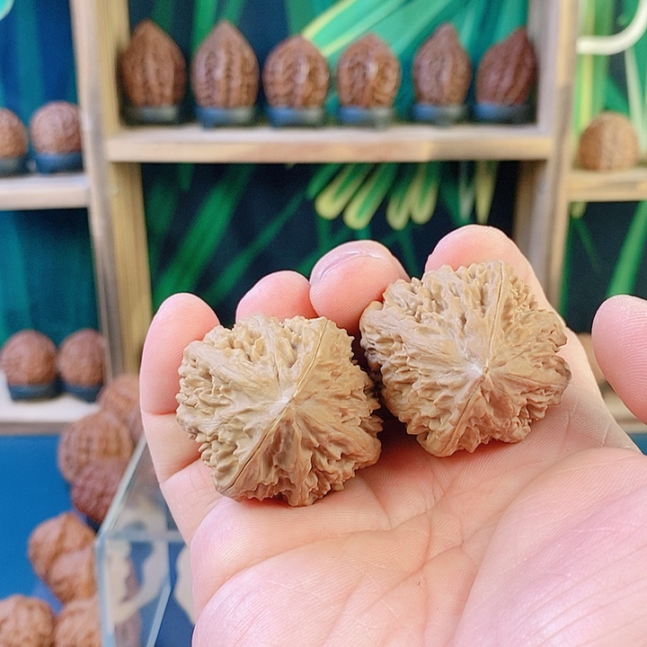 吊坠文玩核桃方樽40肚