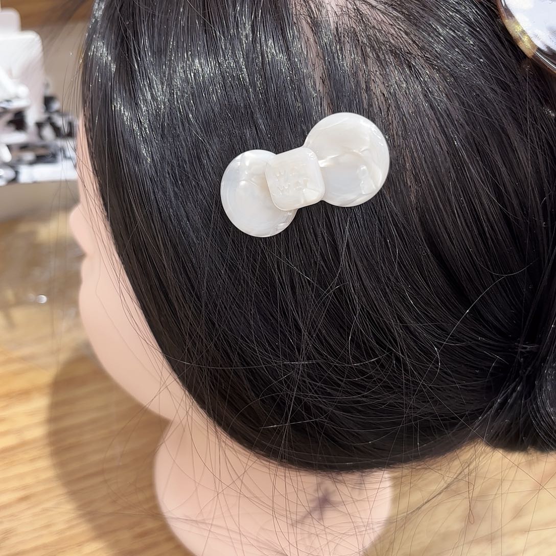 皮质铁合金小号贝母蝴蝶结