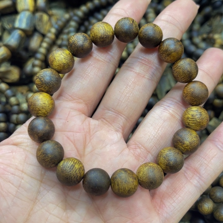 沉香手串随*海南1.0单圈多样性发一