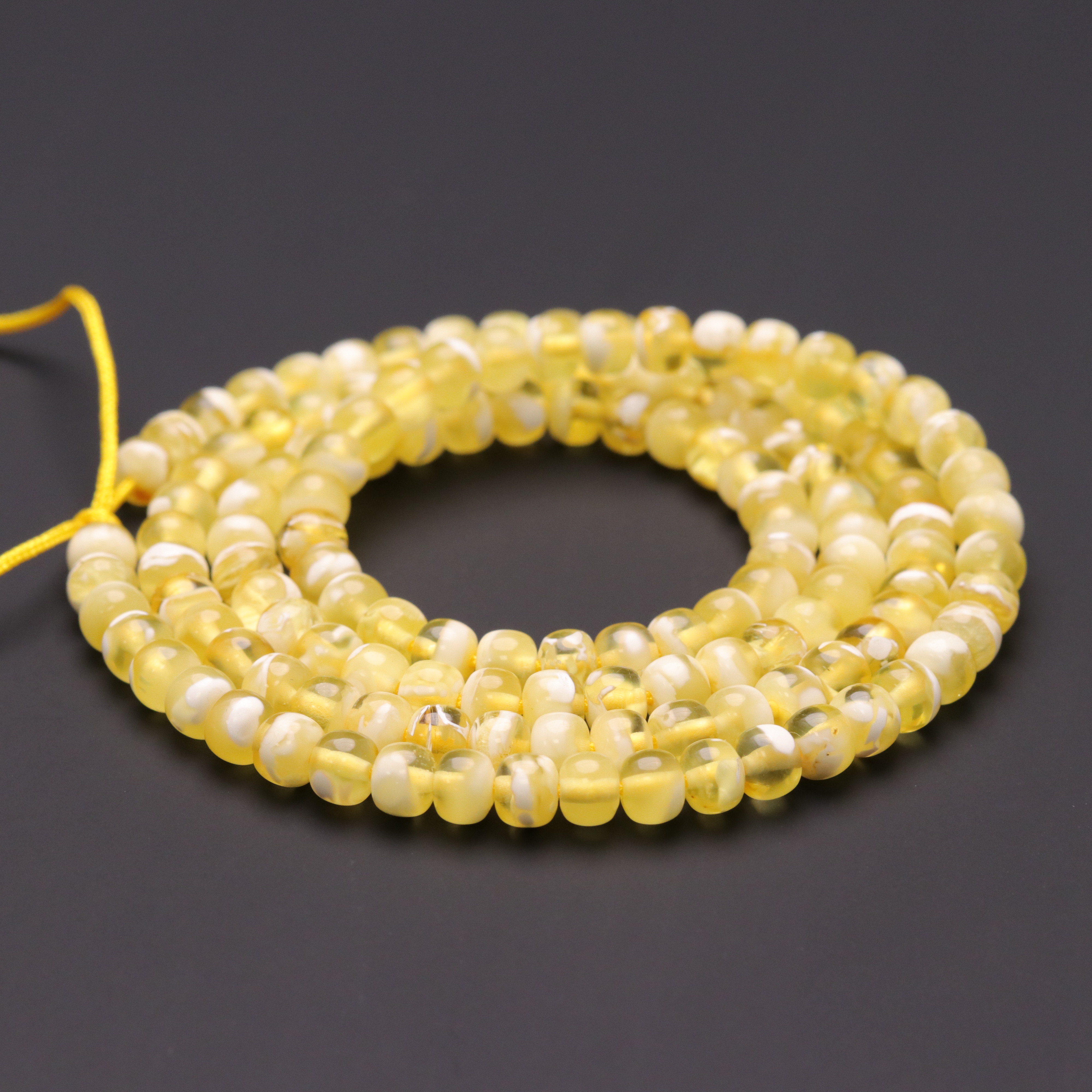 S1143-15【花妖】俄料原矿白花蜜蜡老型108长串 （送工具）