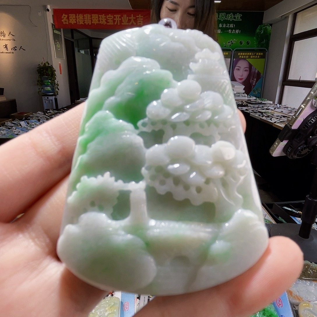 颈饰未镶嵌翡翠翡翠