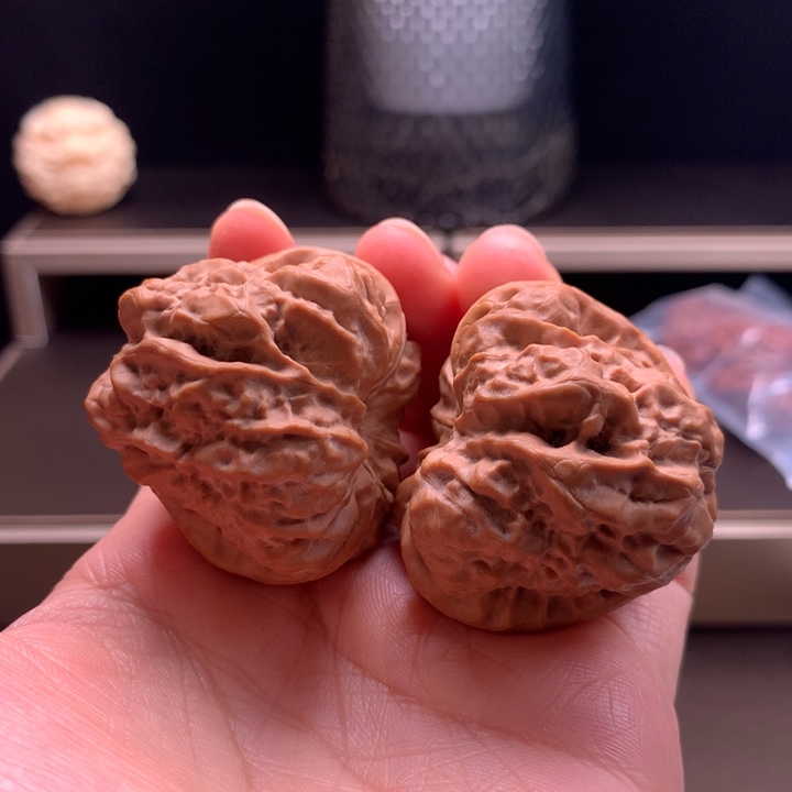 文玩核桃吊坠蛤蟆头