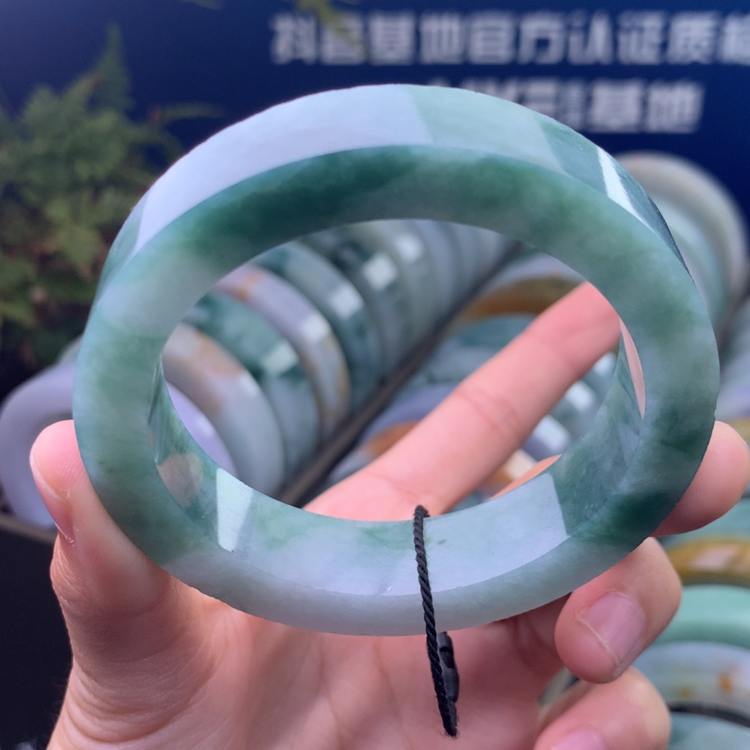 定制翡翠未镶嵌手镯定制不退不换