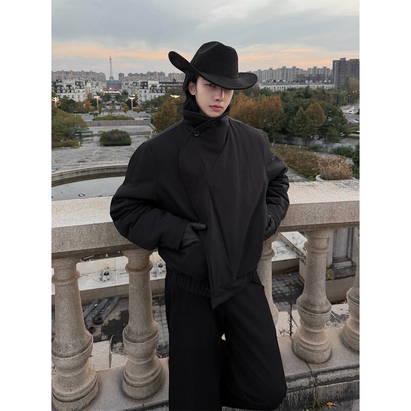 BALITONE“伊戈尔公爵”原创茧型立领斜门襟拉链黑色宽松棉服外套