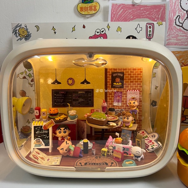 蜡笔小新手办摆件小新咖啡馆餐厅套装食送