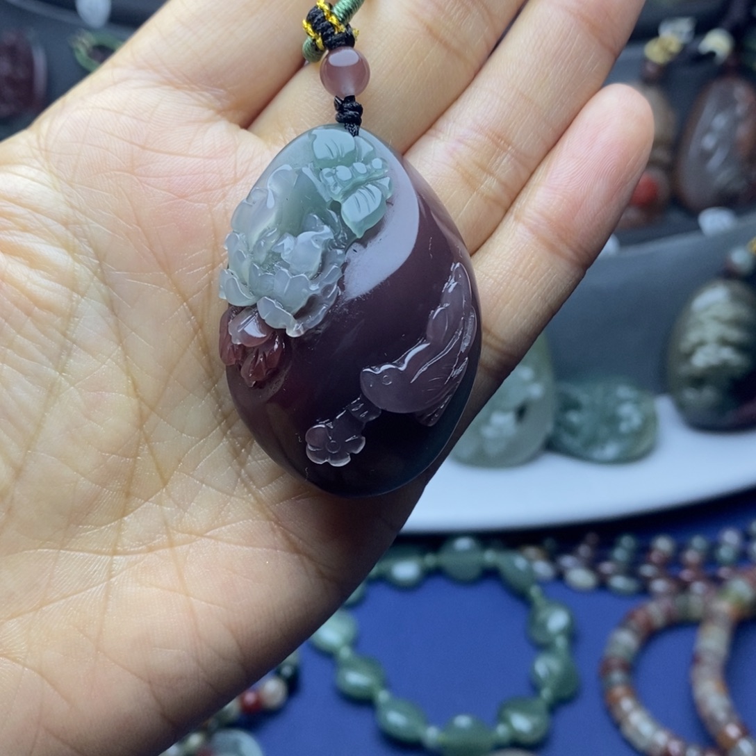 为***哭玛瑙/玉髓未镶嵌吊坠(不含链)