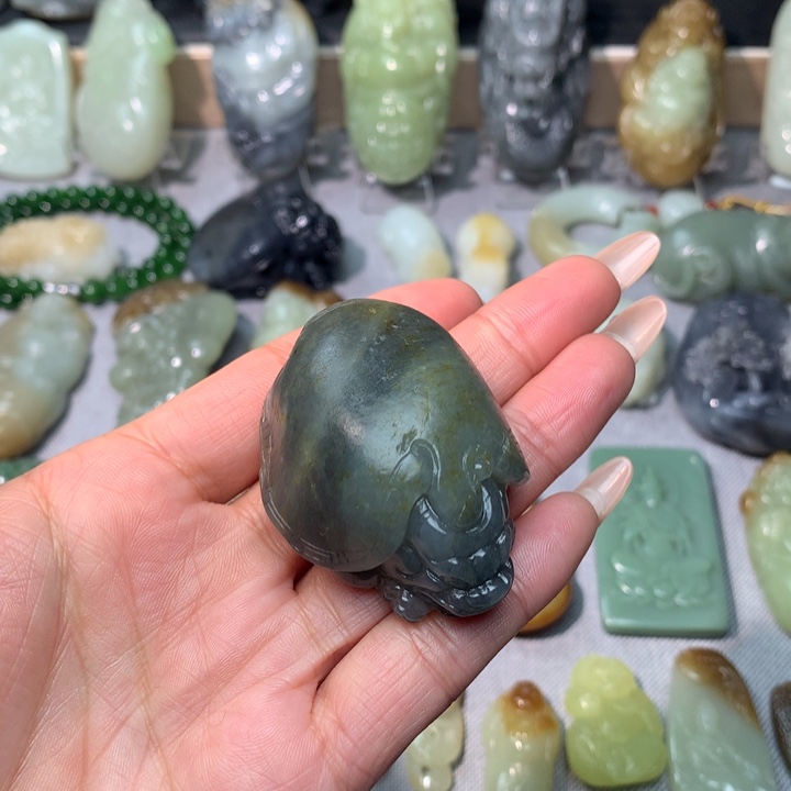 和田玉挂件未镶嵌