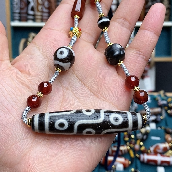 玛瑙/玉髓颈饰合金柒*?