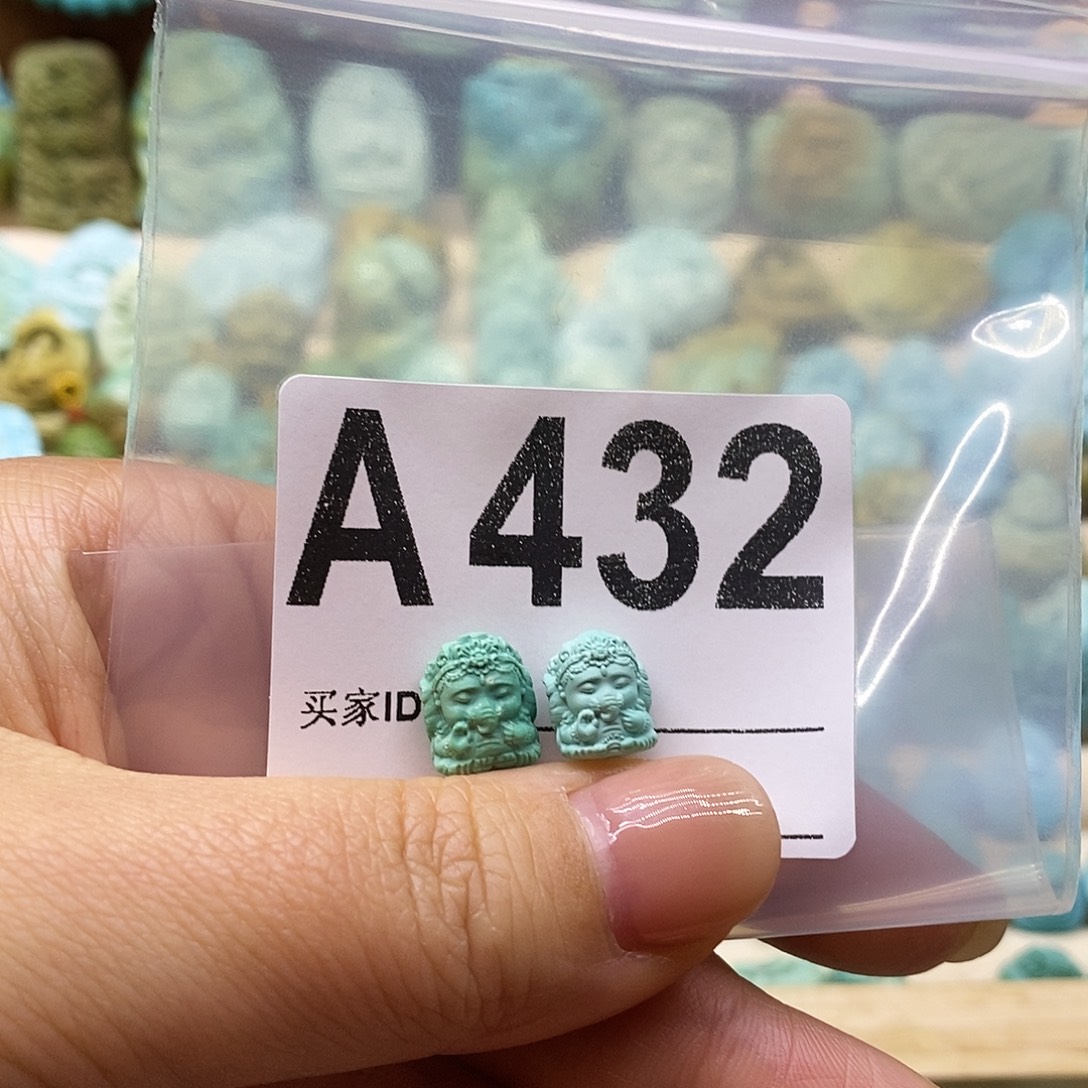 用***7绿松石未镶嵌绿松石配饰定制