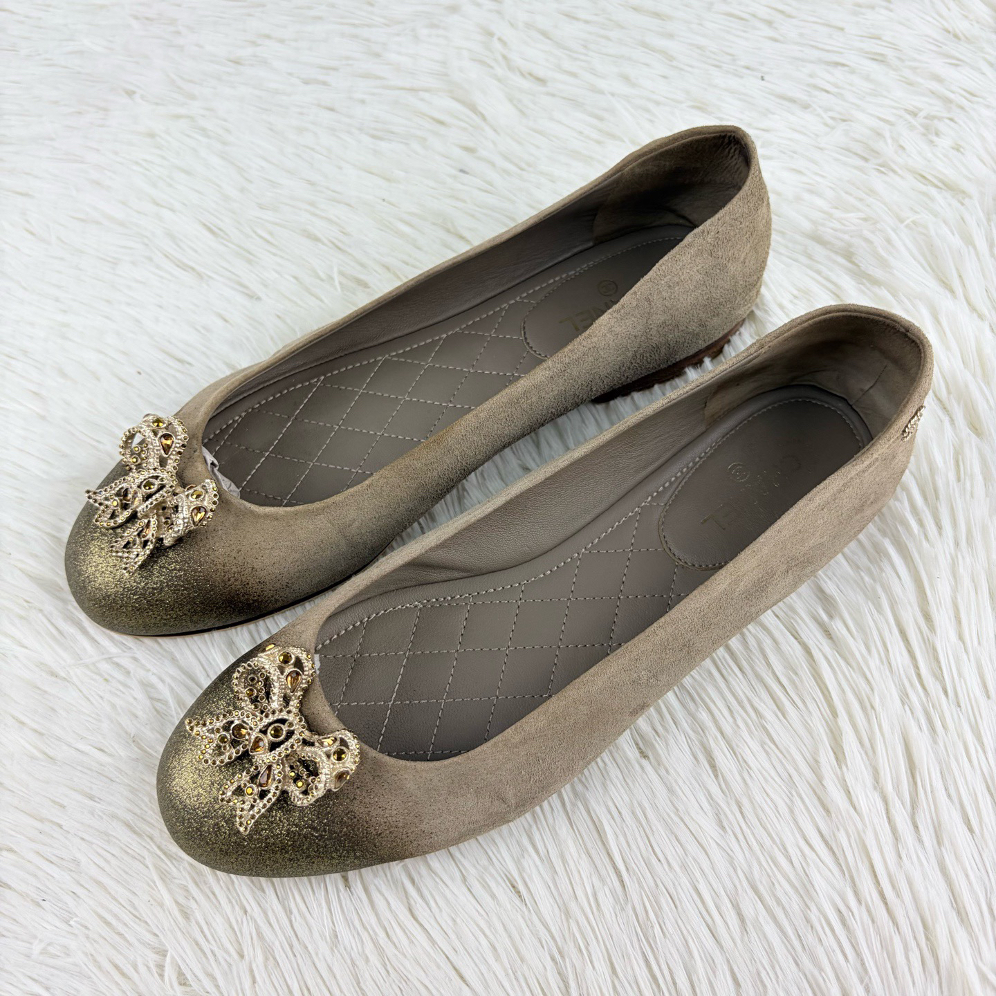 99新 Chanel/香奈儿 钻扣蝴蝶结麂皮平底鞋38.5码