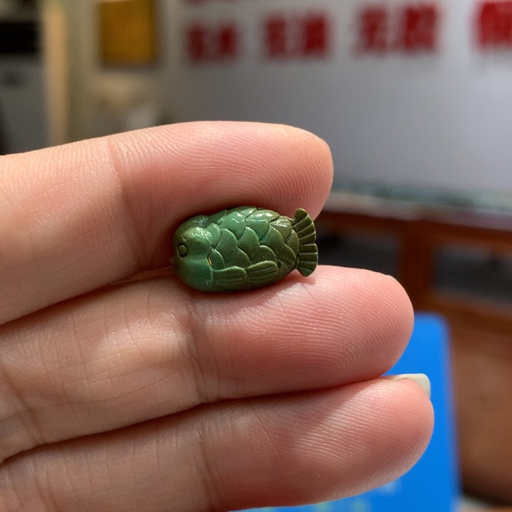 绿松石配饰未镶嵌冰***浓