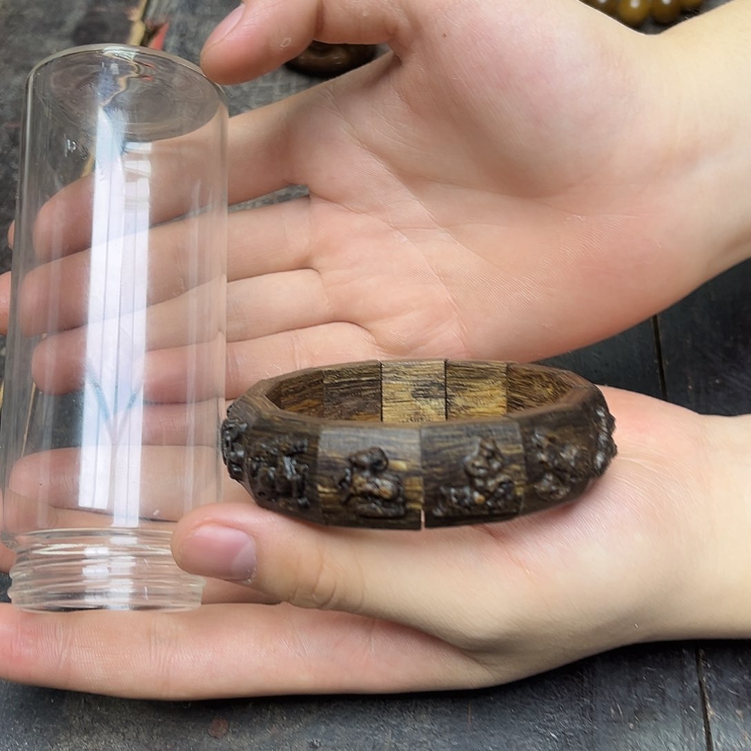 大叶紫檀（黑酸枝木类）