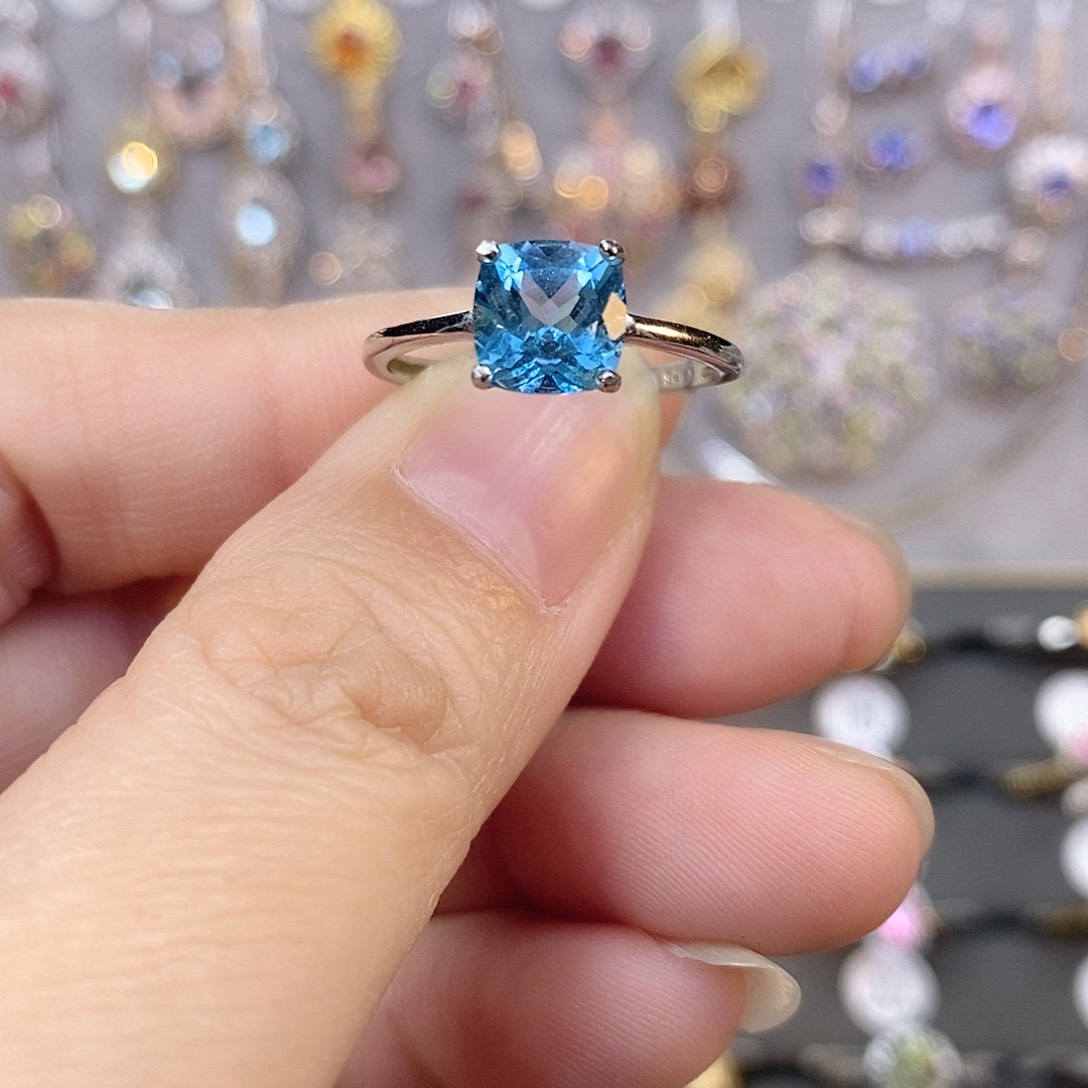 托帕石戒指银S925镶嵌