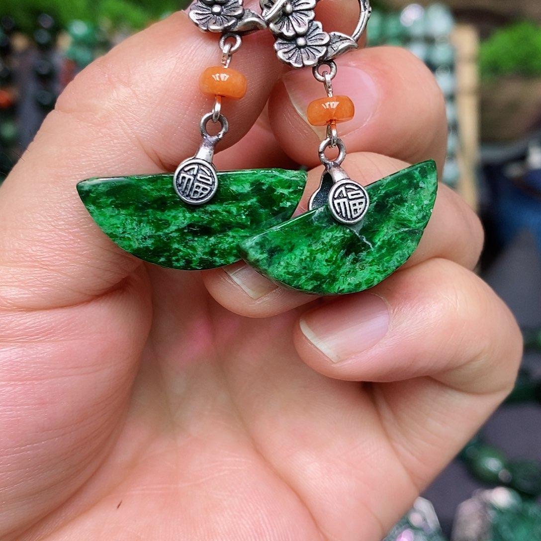 翡翠耳饰银S925镶嵌玉*森漂亮美眉