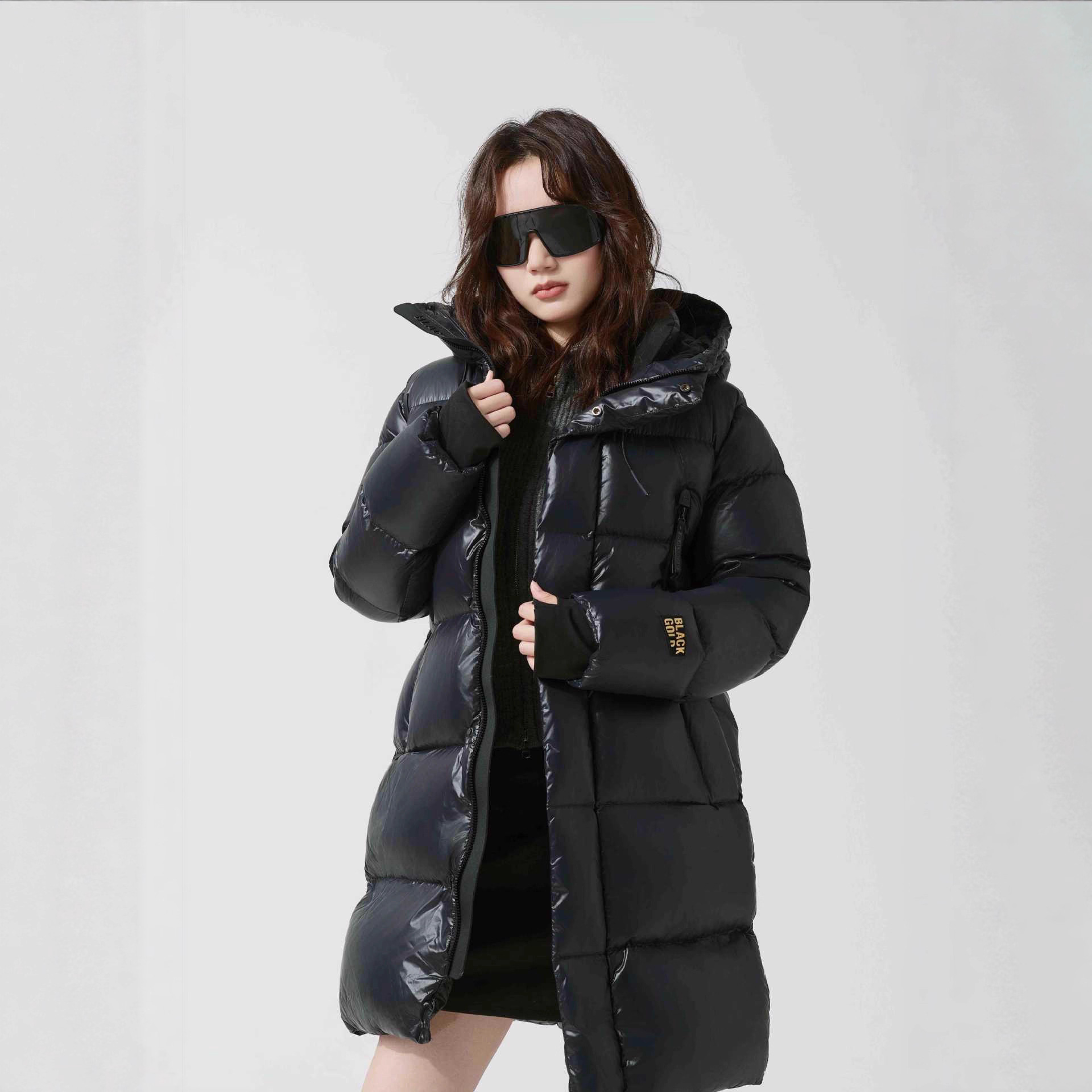 2025年冬季新款黑金鹅绒服中长款情侣男女同款连帽加厚羽绒服外套