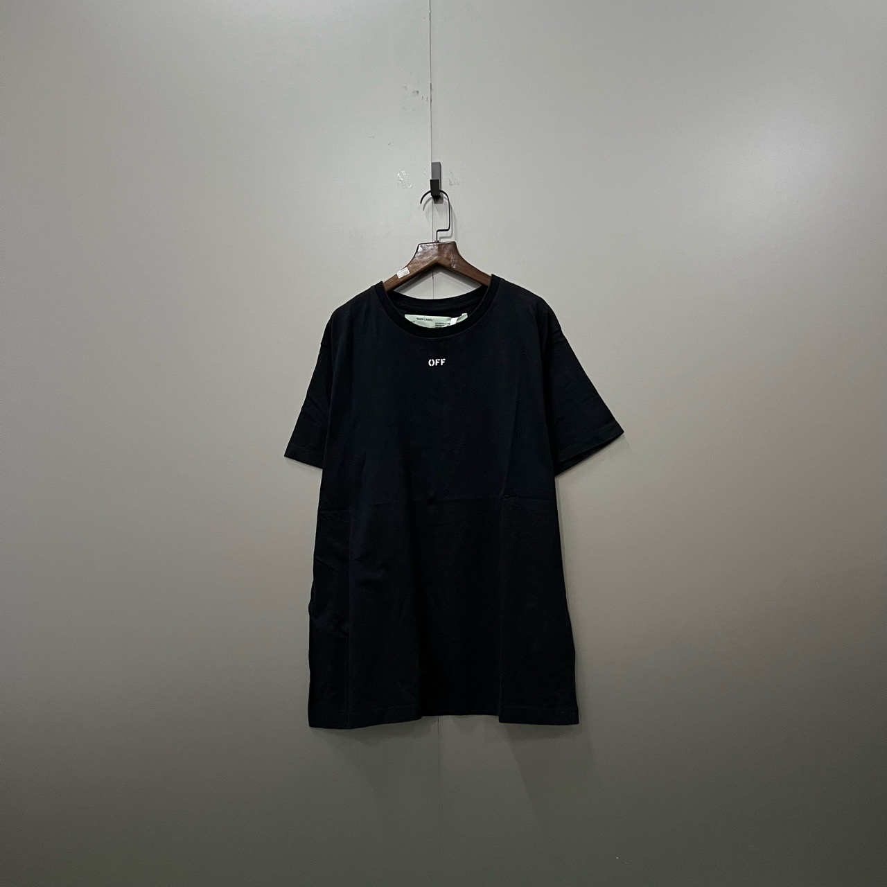 95新 OFF-WHITE （bb）125 背后火焰骷髅印花短袖 XXS码/2299