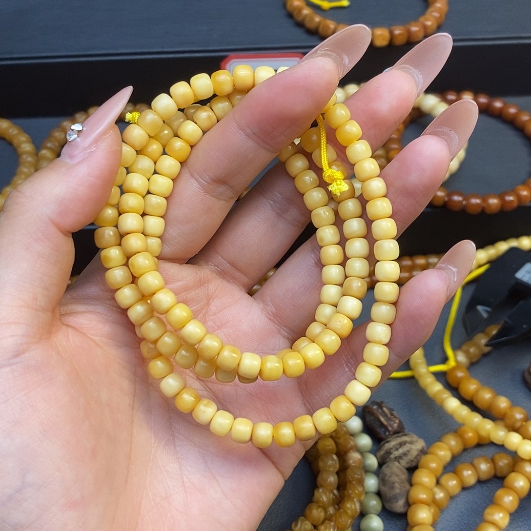 龙眼菩提手串Y***h龙脊菩提全透蛋黄脖挂卡5➕