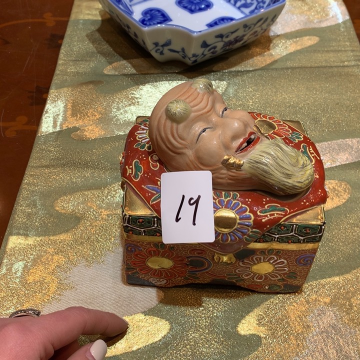 瓷片太*哈哈哈哈哈这是我19