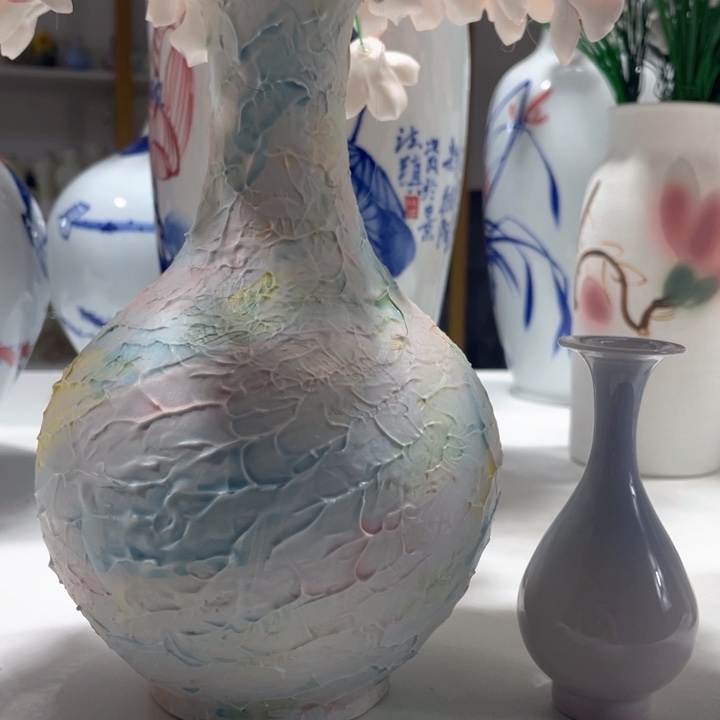 熊***仔陶景德镇陶瓷。   陶瓷