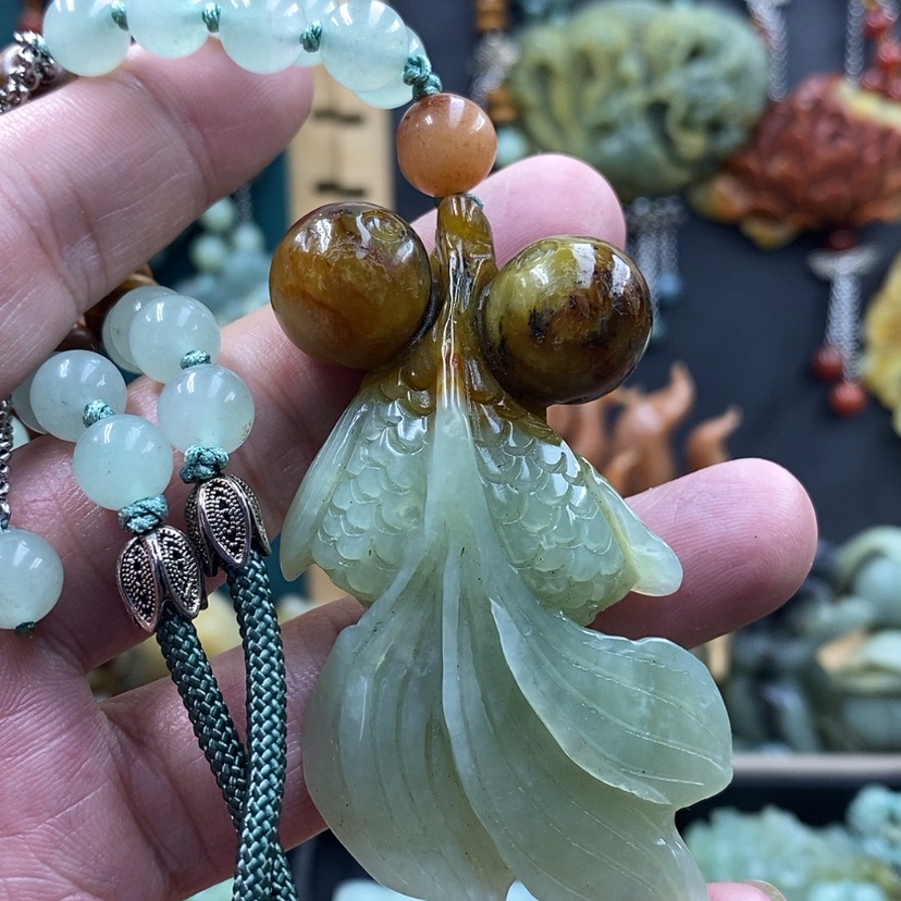 【闪购商品】未镶嵌蛇纹石玉吊坠