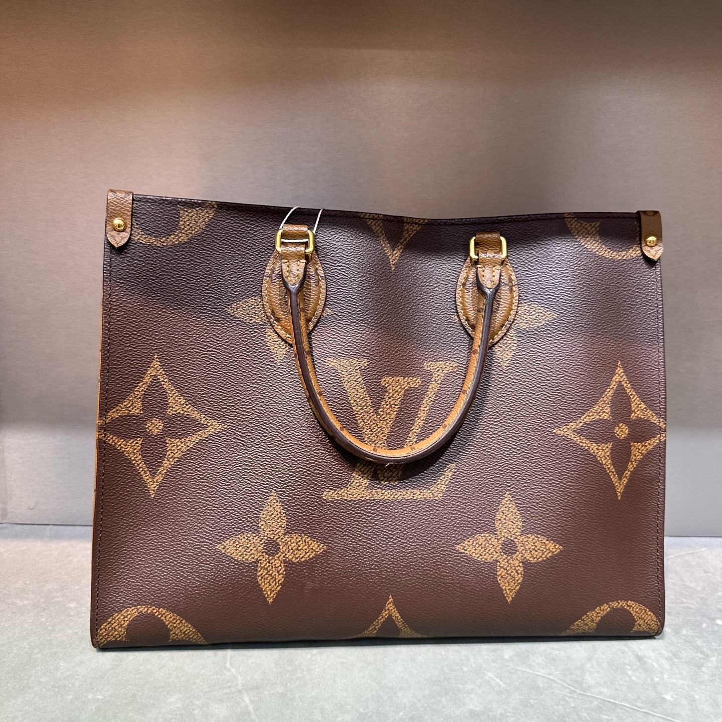 95新 LouisVuitton/路易威登 onthego老花中号单肩包 L303-8