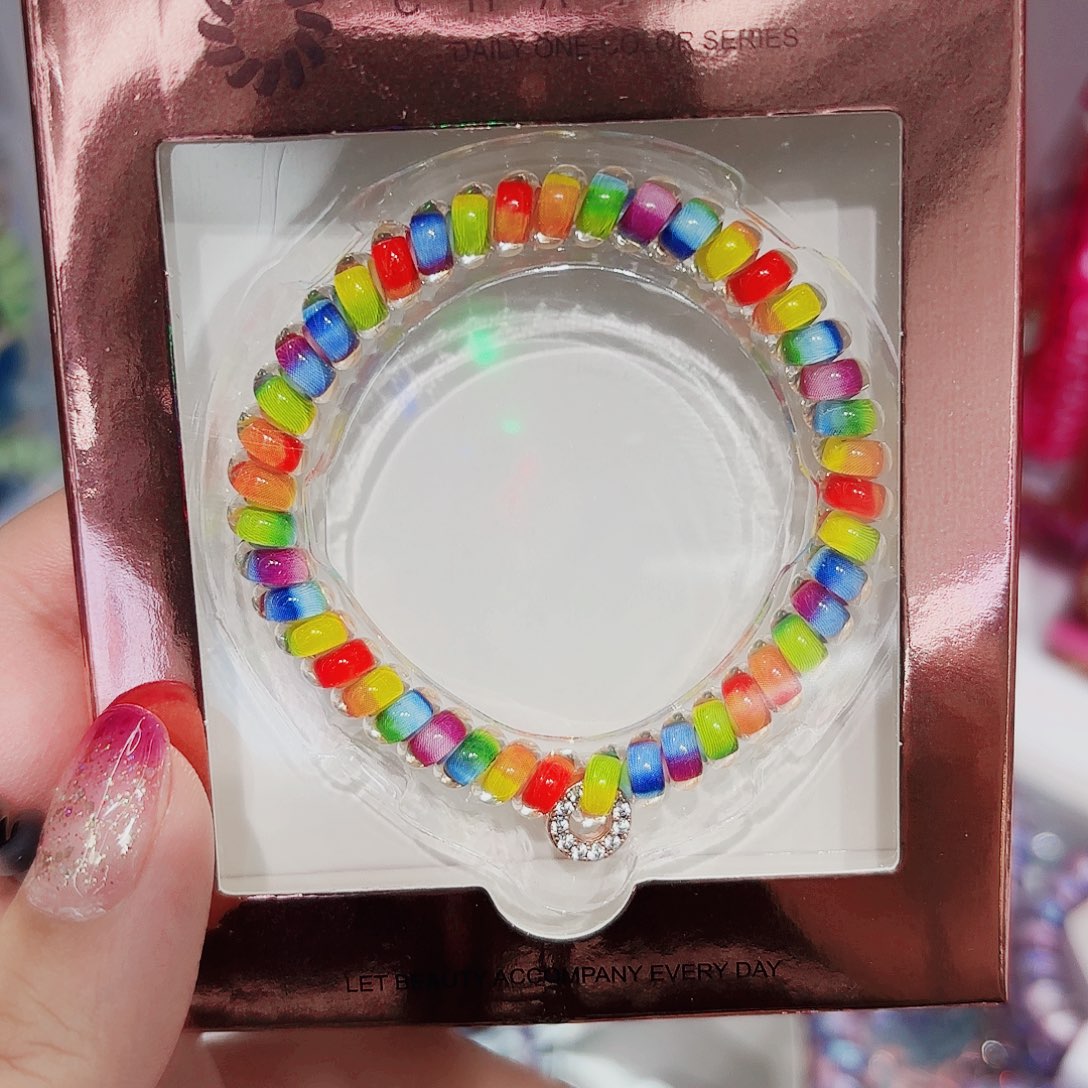 非金属发饰77号手链一条