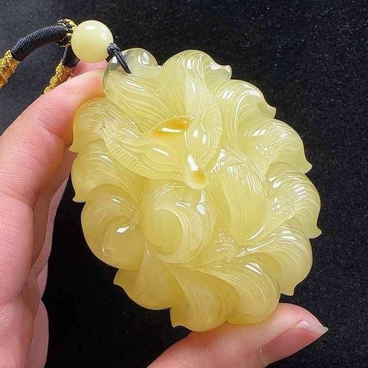 未镶嵌蜜蜡珠宝奇石