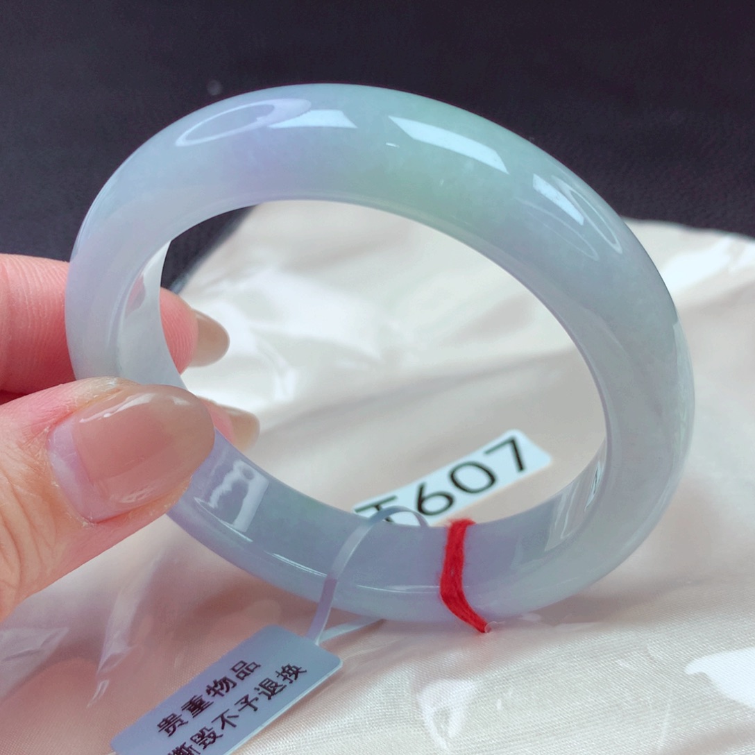 翡翠手镯未镶嵌手镯88