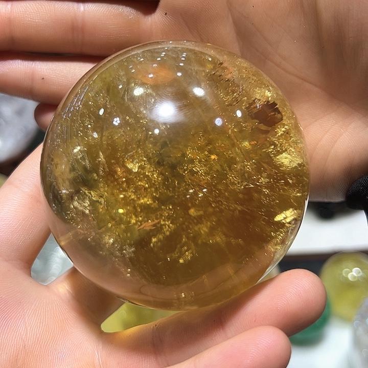 黄晶天然水晶球未镶嵌