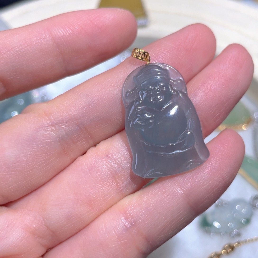 翡翠颈饰18K金镶嵌翡翠