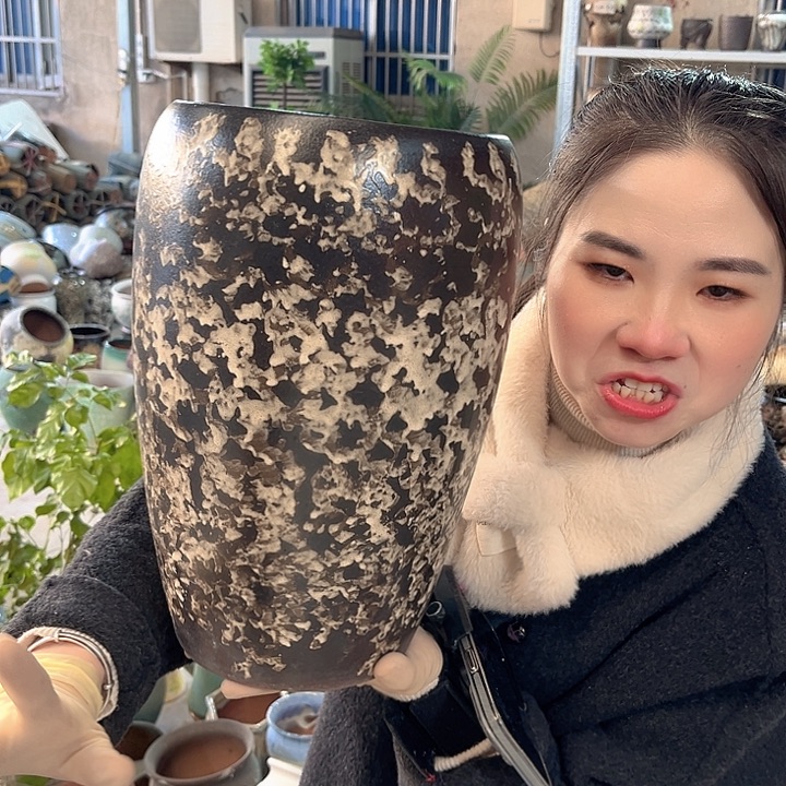 正品口20高33花盆……