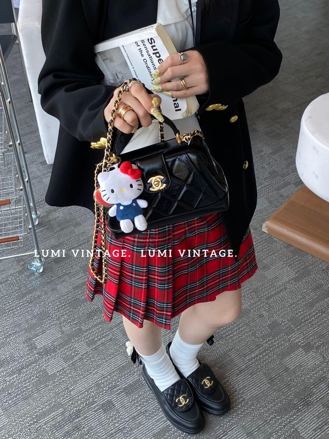 99新 Chanel/香奈儿 24a黑金油蜡皮mini医生包 64525736