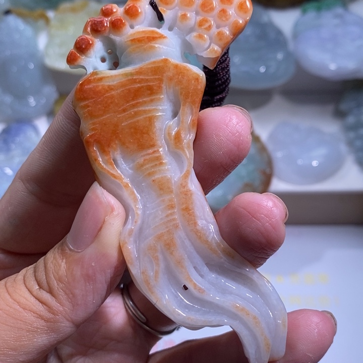 【闪购商品】颈饰未镶嵌翡翠人参