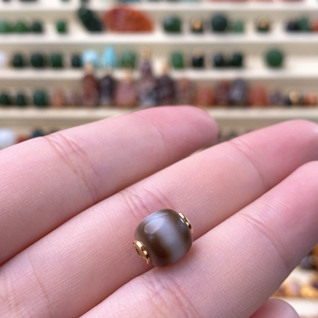 玛瑙/玉髓18K金镶嵌颈饰