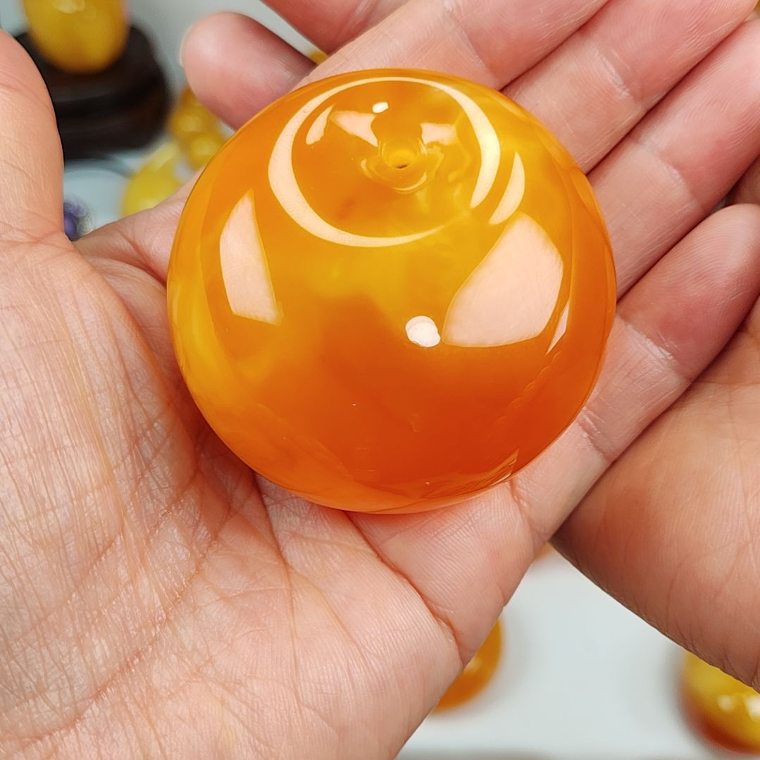 琥珀吊坠(赠链)未镶嵌