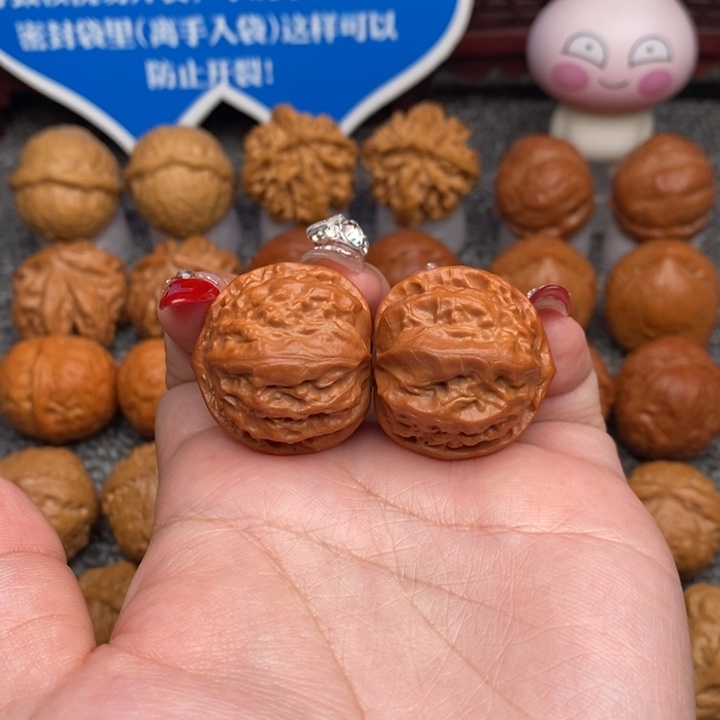 文玩核桃把件填*小霸王龙