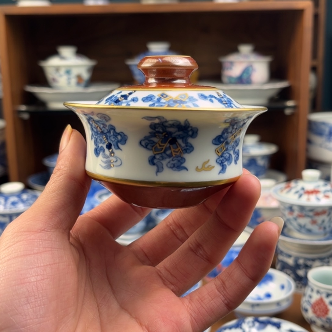 瓷片盖碗哈哈哈哈哈哈哈哈