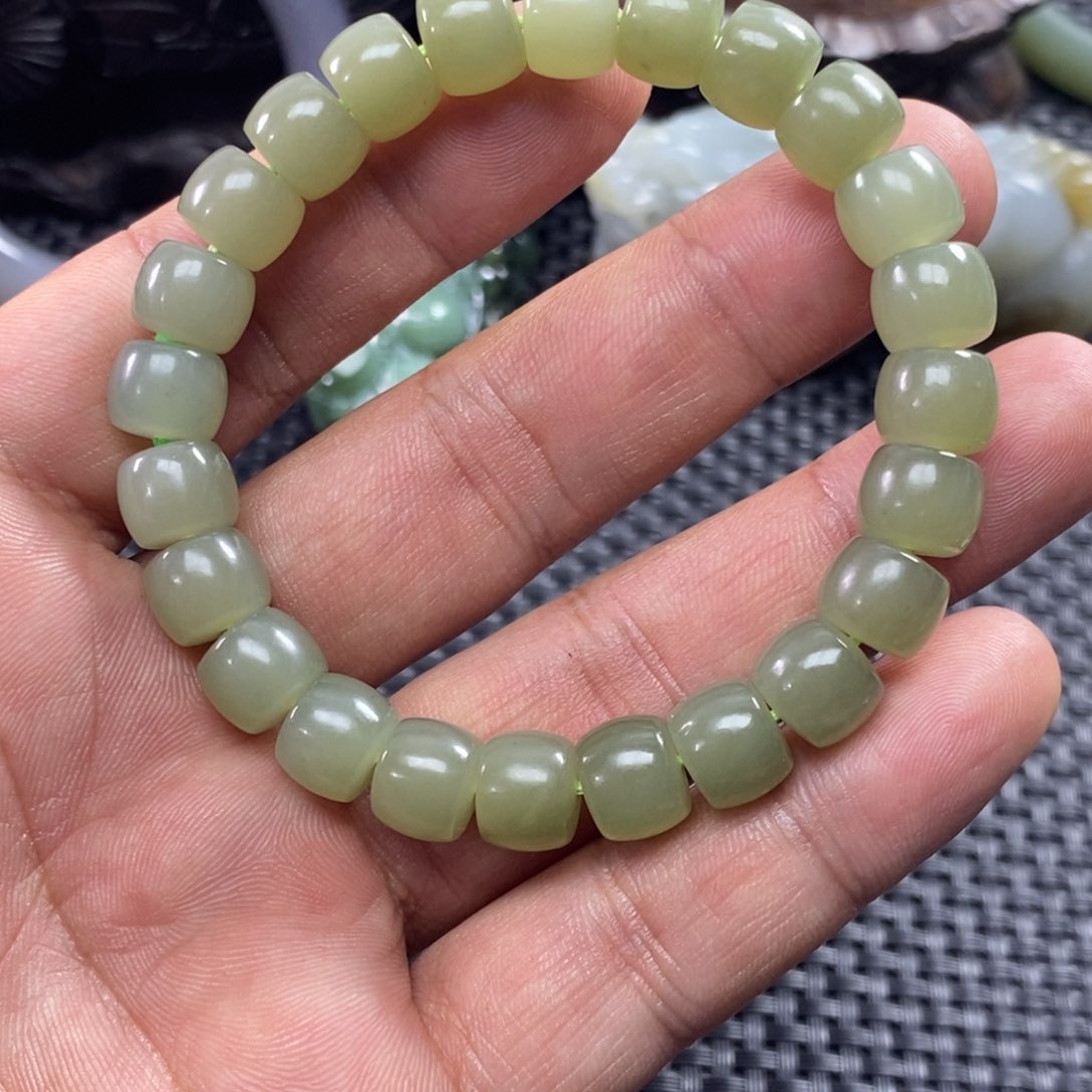 和田玉手链未镶嵌