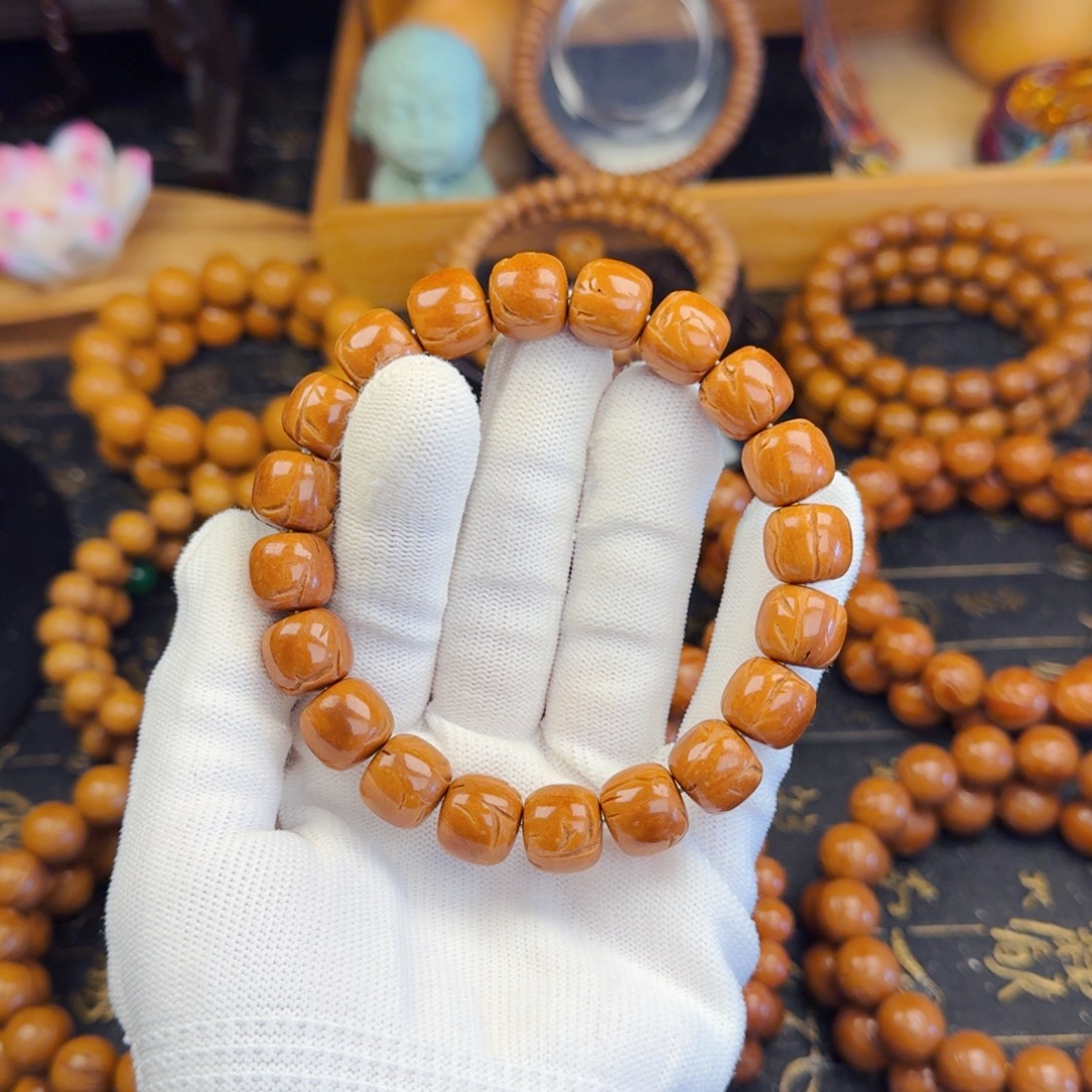 手串桃核12龙纹老邢